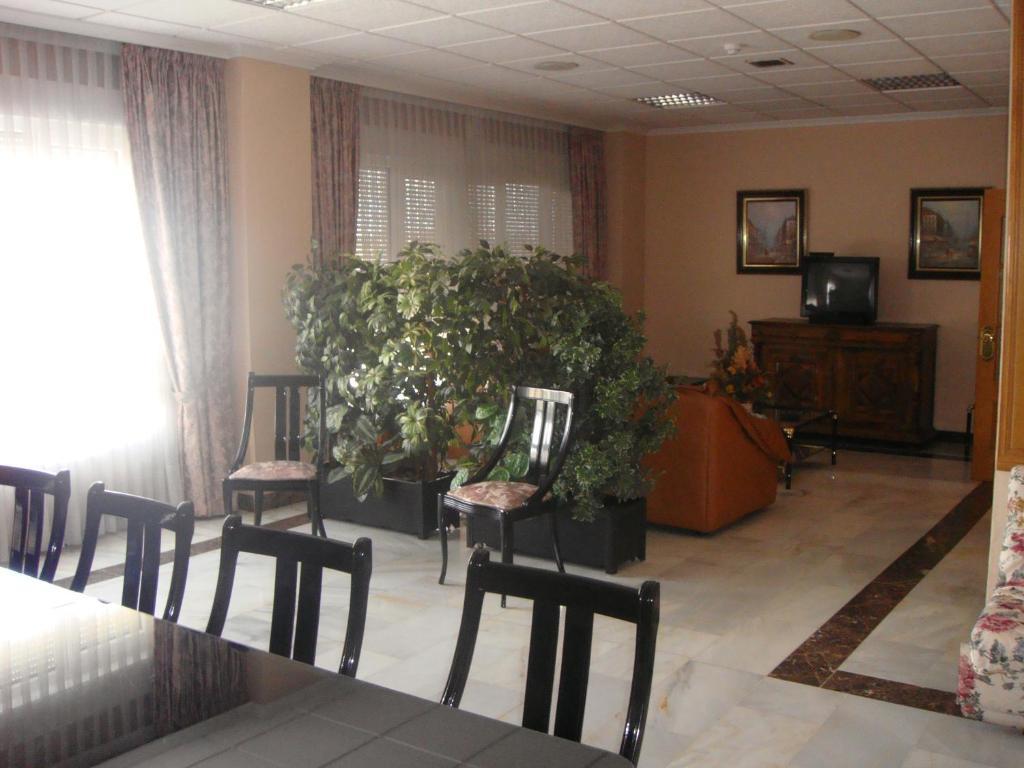 Hostal Serpol Palencia Exterior photo