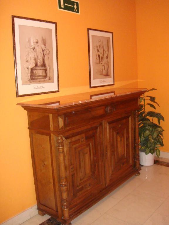 Hostal Serpol Palencia Exterior photo